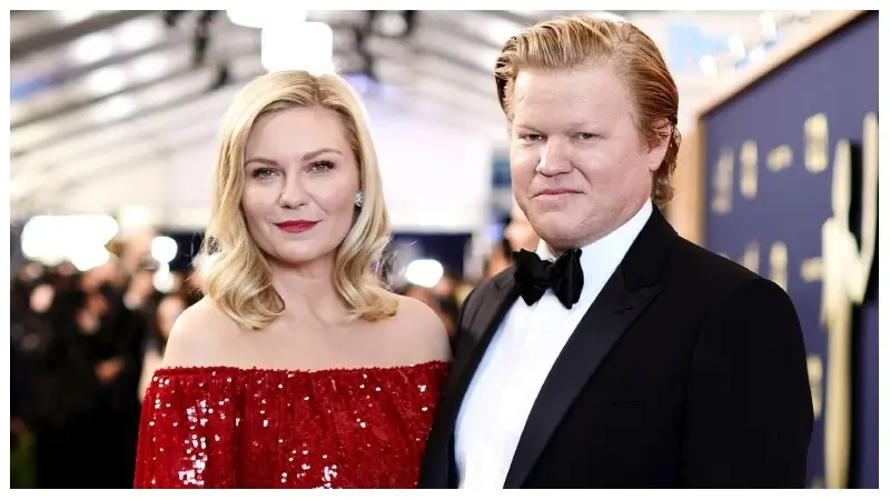 Jesse Plemons Wife